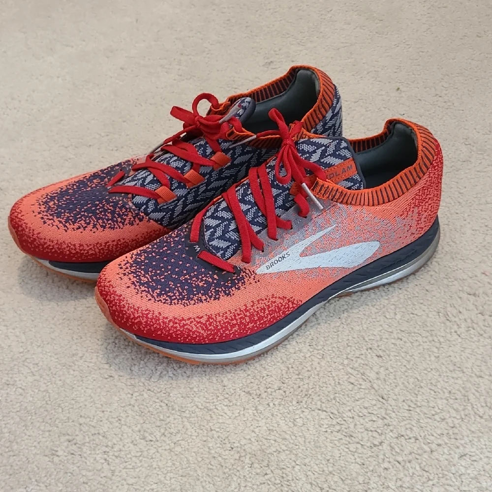 Brooks Vibrant Orange and Navy Running Shoes - Picture 1 of 3